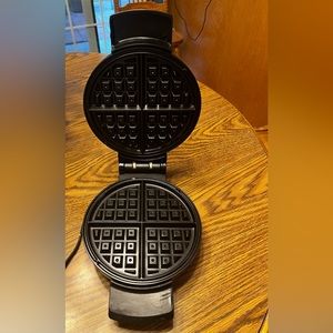 Black and Decker Waffle Iron